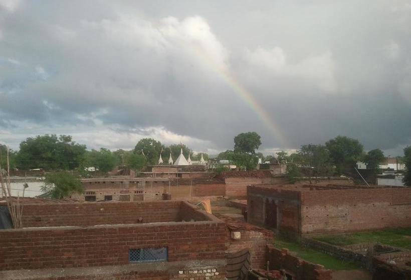 Bed and Breakfast Prem Home Stay 11