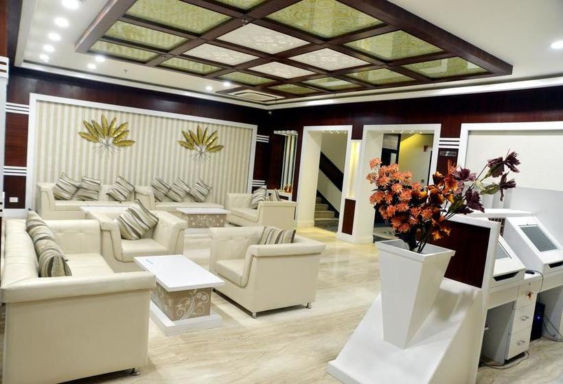 Hotel The Land Mark 3