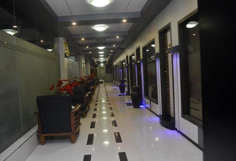 Hotel Grand Villa 10