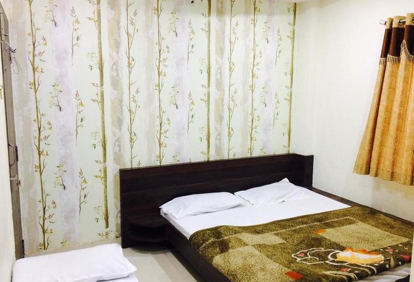 Hotel Vrandavan Palace 20