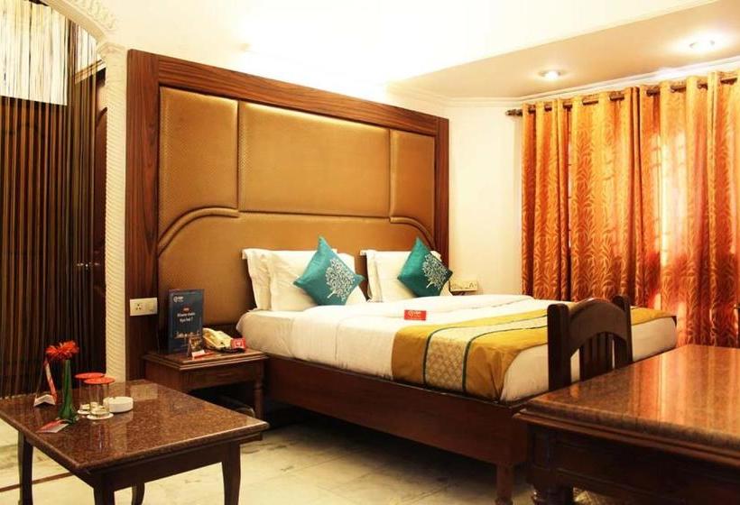 Hotel The Imperial Inn 5