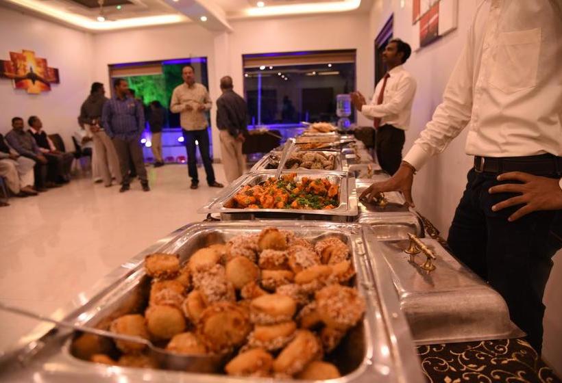 Hotel Gulmohar Pride 12