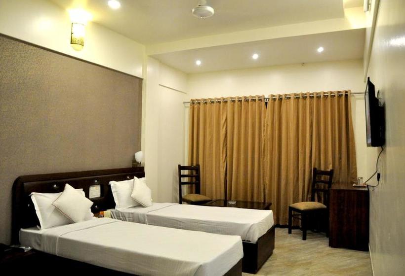 Hotel Gulmohar Pride 4