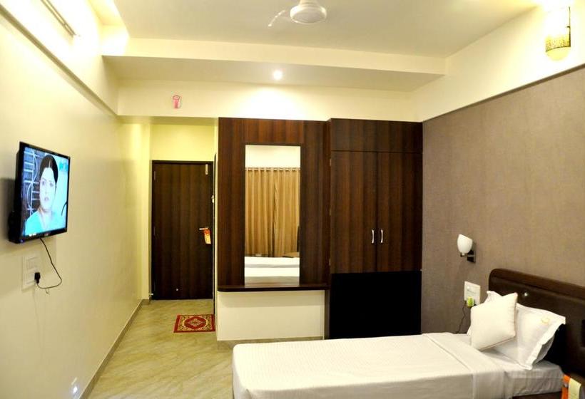 Hotel Gulmohar Pride 7