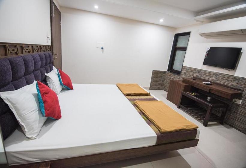 Hotel Crown Palace Bhopal Madhya Pradesh