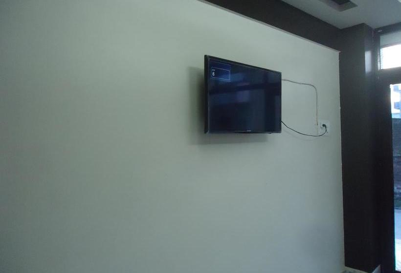 Hotel New Green View Jammu y Cachemira