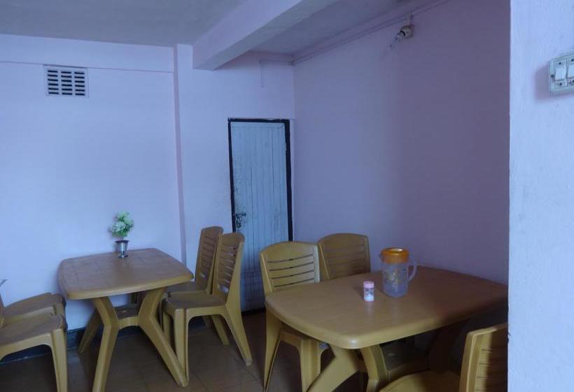 Hotel Sai Nilayam 6