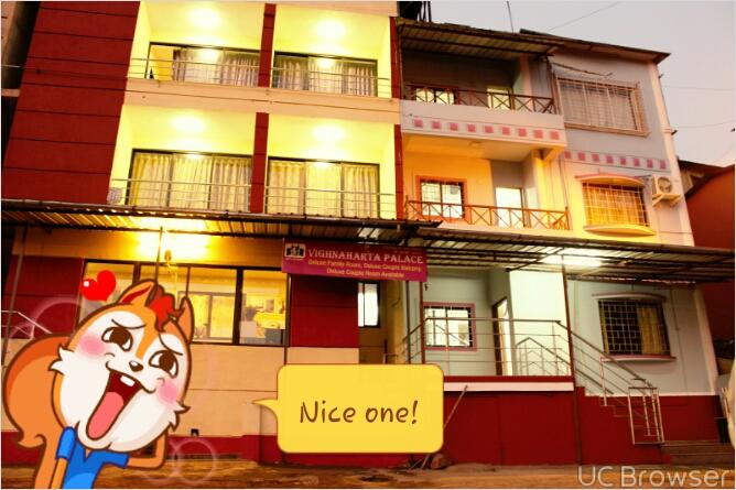 Hotel Vighnaharta Palace 11