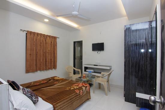 Hotel Vighnaharta Palace 13