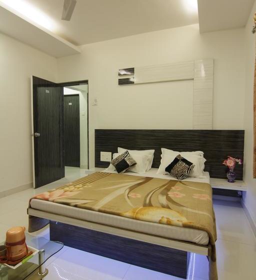 Hotel Vighnaharta Palace 17