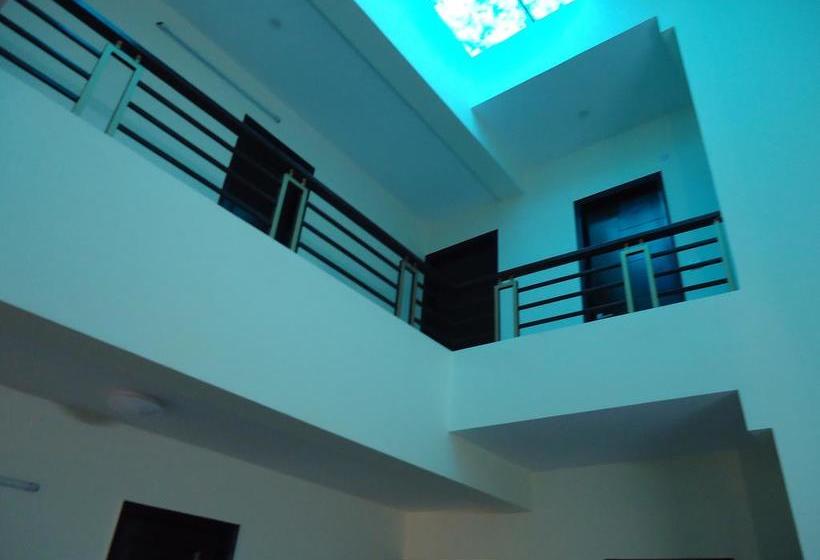 Shanti Villa Bed & Breakfast 11