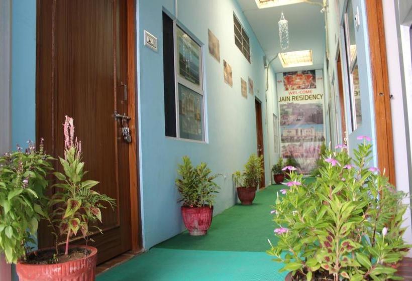 Hotel Jain Residency 8
