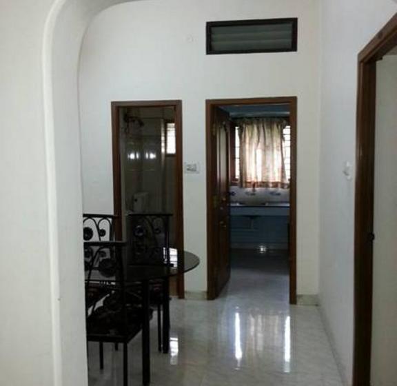 Bed and Breakfast Nachiya Towers 5