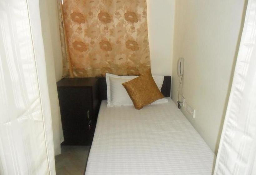 Bed and Breakfast Raghav`s Royal Residency 10