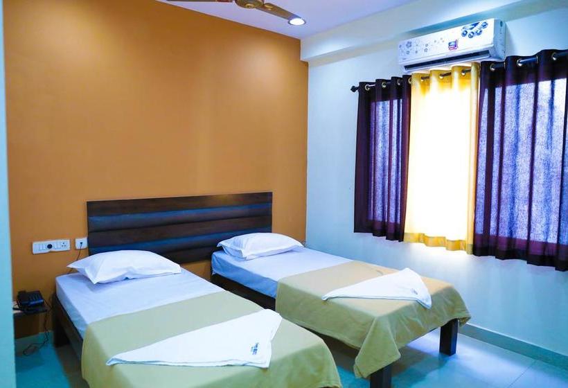 Hotel Celestee Grand 18