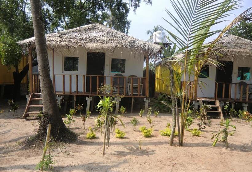 Resort Velvet Sunset Agonda 2