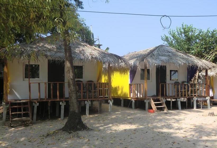 Resort Velvet Sunset Agonda 9