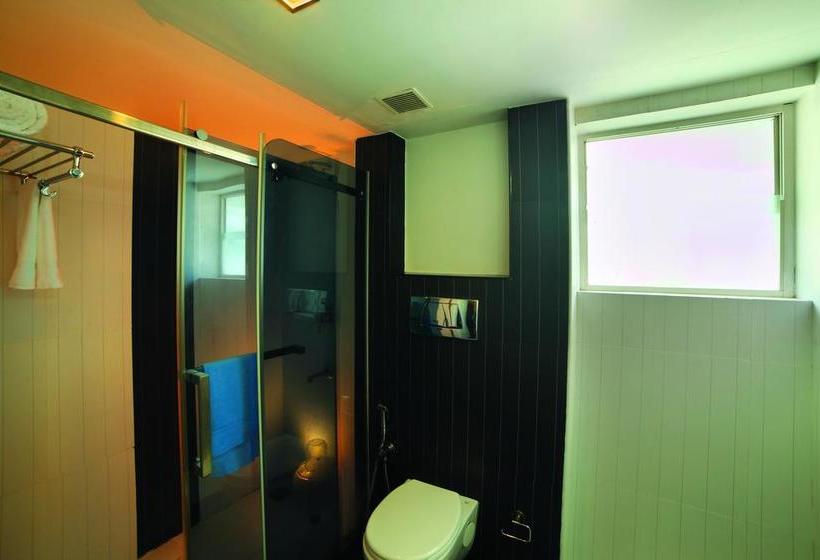 Hotel Zodiac Regency 8