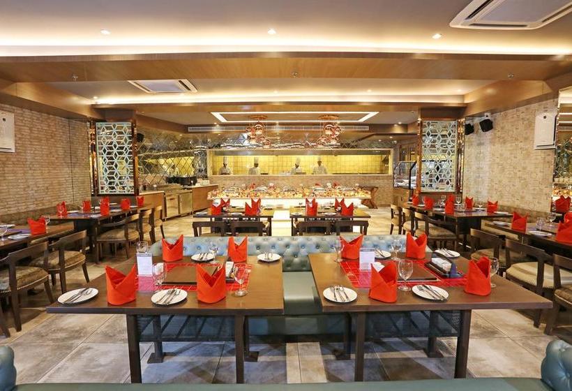 Hotel Parador Agra 10