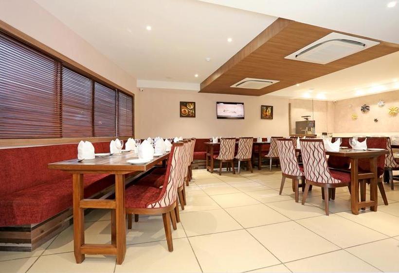 Hotel Parador Agra 11