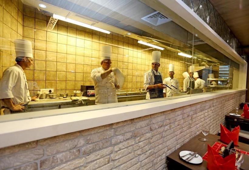 Hotel Parador Agra 16