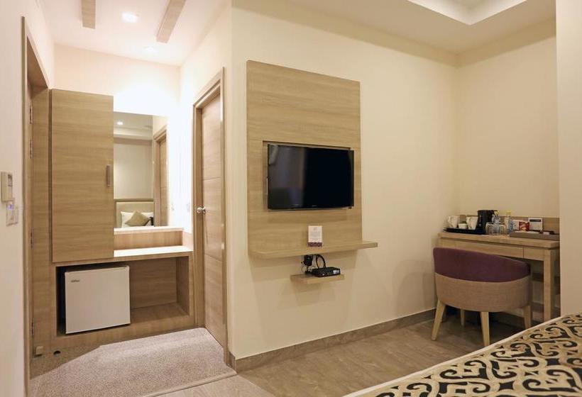 Hotel Parador Agra 8