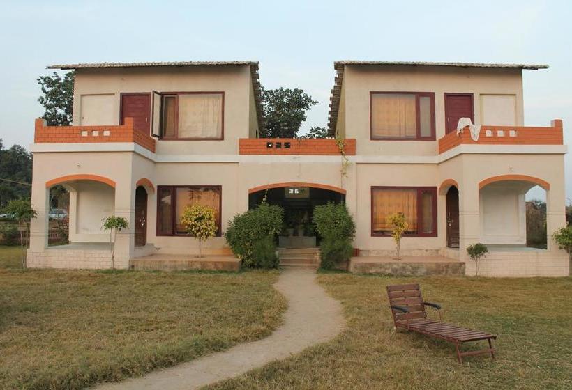 Resort Satpura Jungle Retreat 1