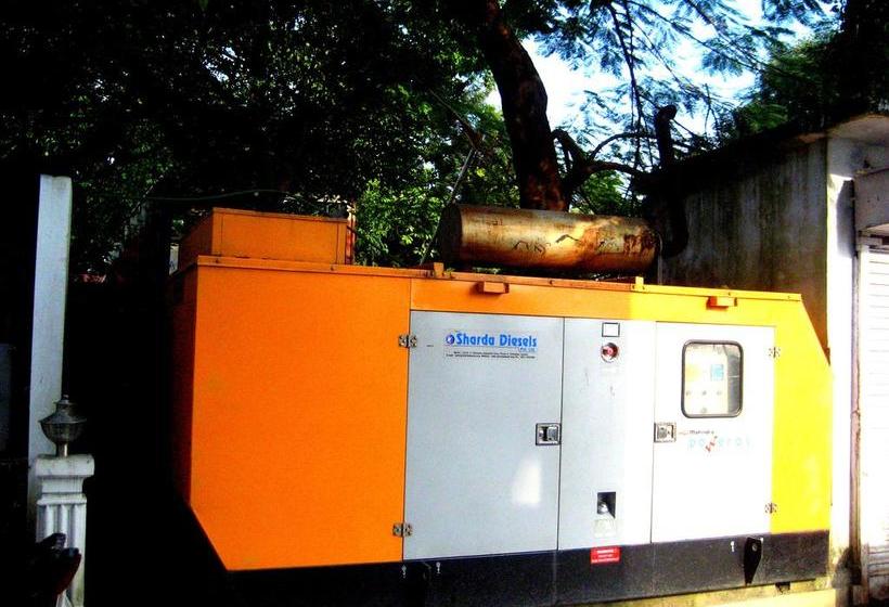 Hotel Monarch Aachal 14