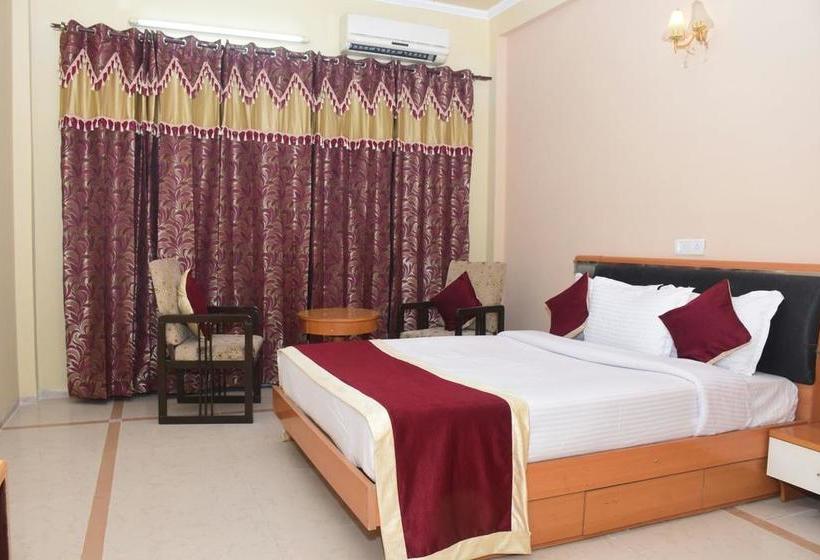 Hotel Maa Trinayani Palace 2