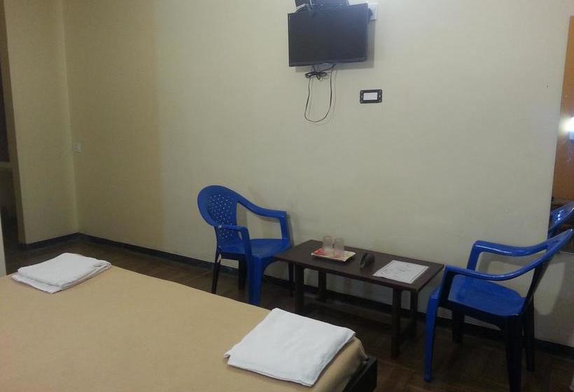 Hotel Rainwood Residency 14