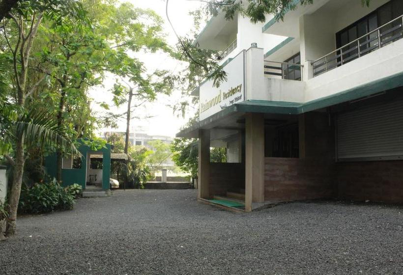 Hotel Rainwood Residency 18