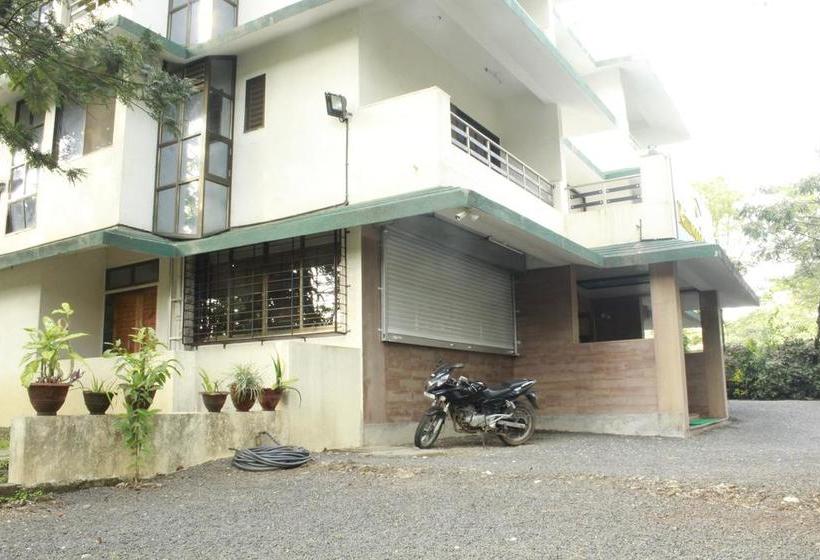 Hotel Rainwood Residency 19