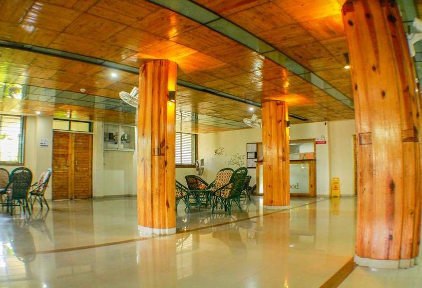 Hotel Rainwood Residency 6