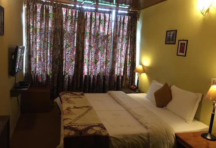 Resort The Hermitage Kanatal 13