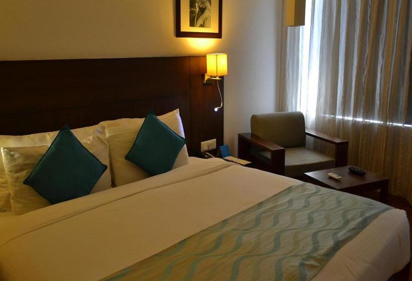 Hotel Oyo Premium Jetalpur Road 19