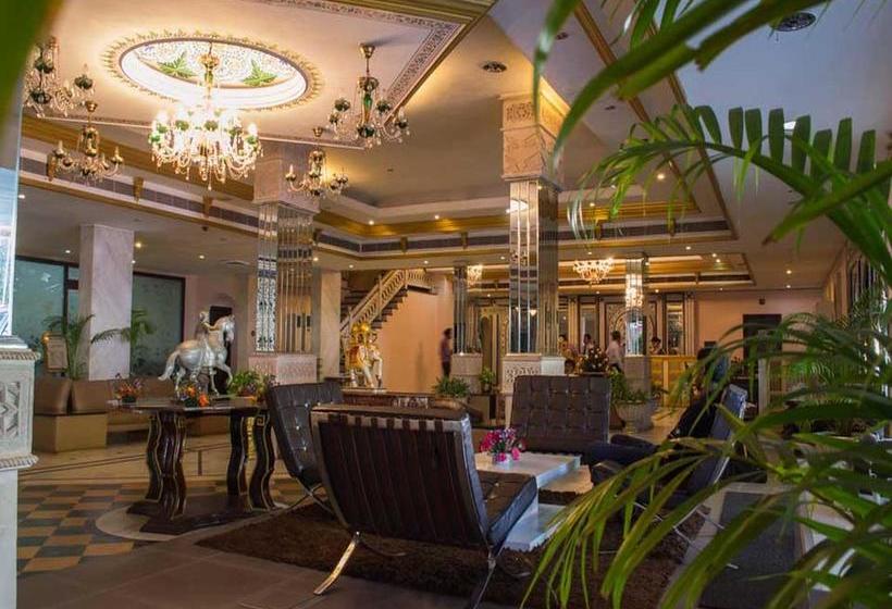 Hotel Oyo Premium Saheed Nagar 5