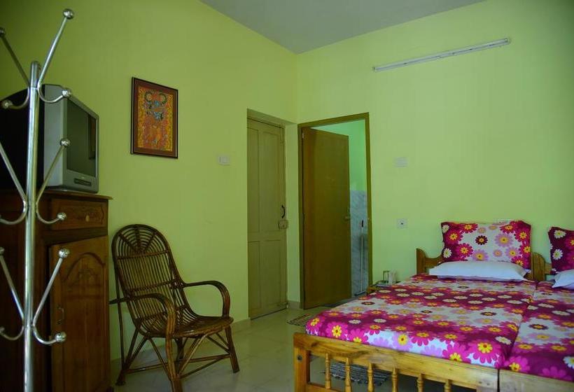 River County Resort Ponmudi 10