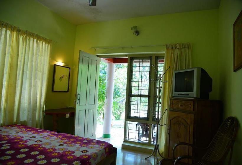 River County Resort Ponmudi 12