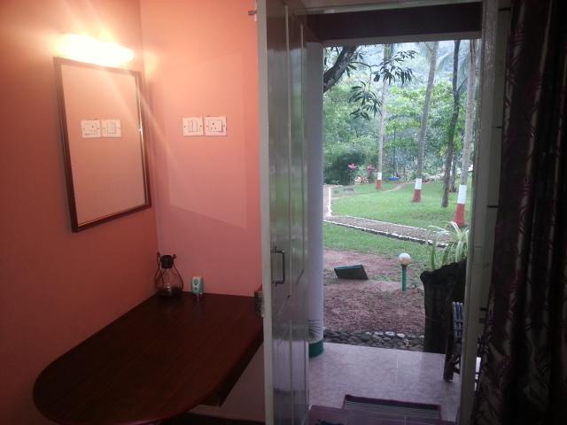 River County Resort Ponmudi 20