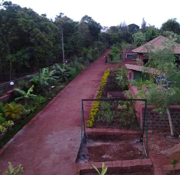 Resort Surve Farm House 10