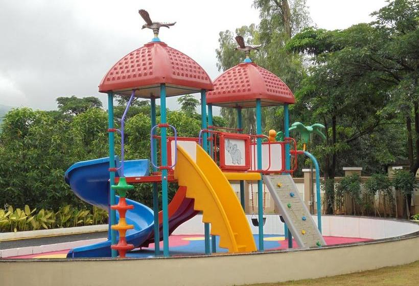 Hotel Three Leaves 12