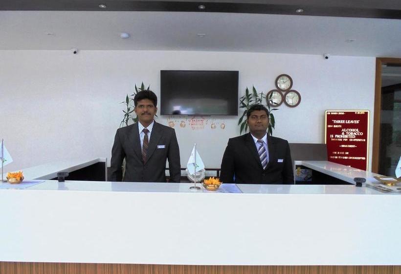 Hotel Three Leaves 5