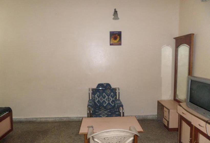 Hotel Pooja Palace 1