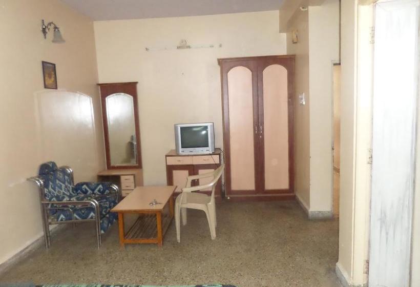 Hotel Pooja Palace 11