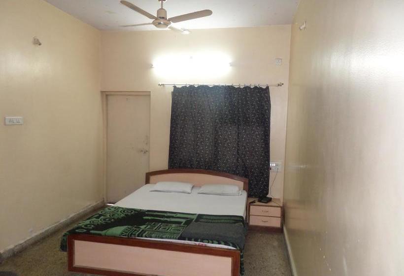 Hotel Pooja Palace 15