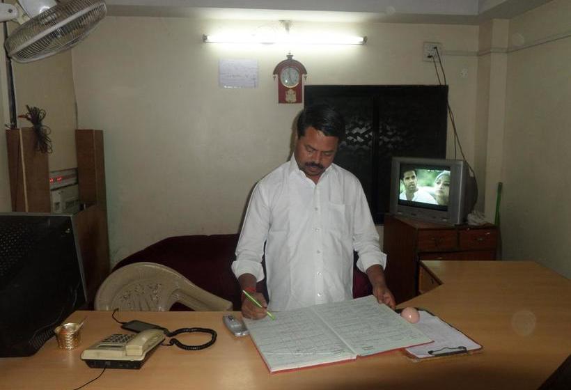 Hotel Pooja Palace 5