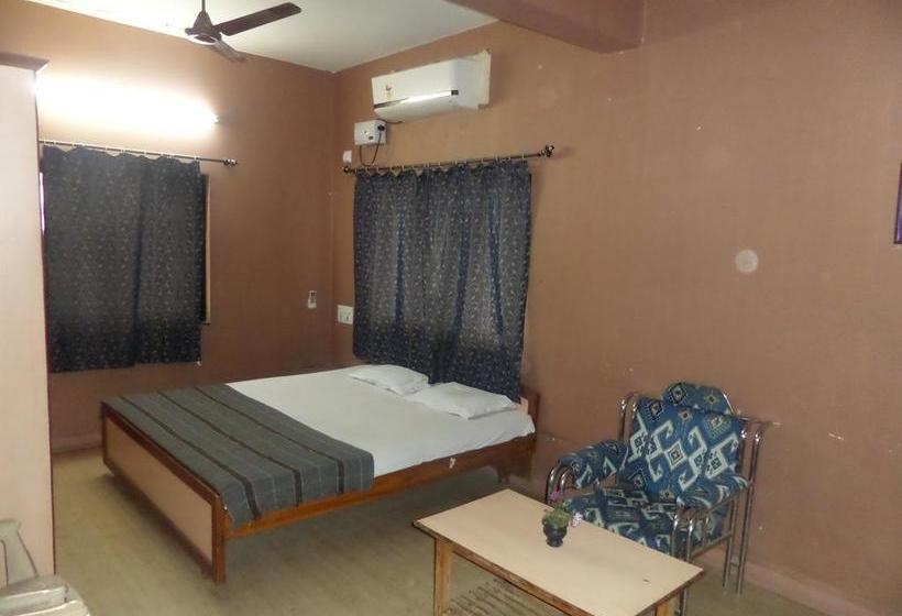 Hotel Pooja Palace 7