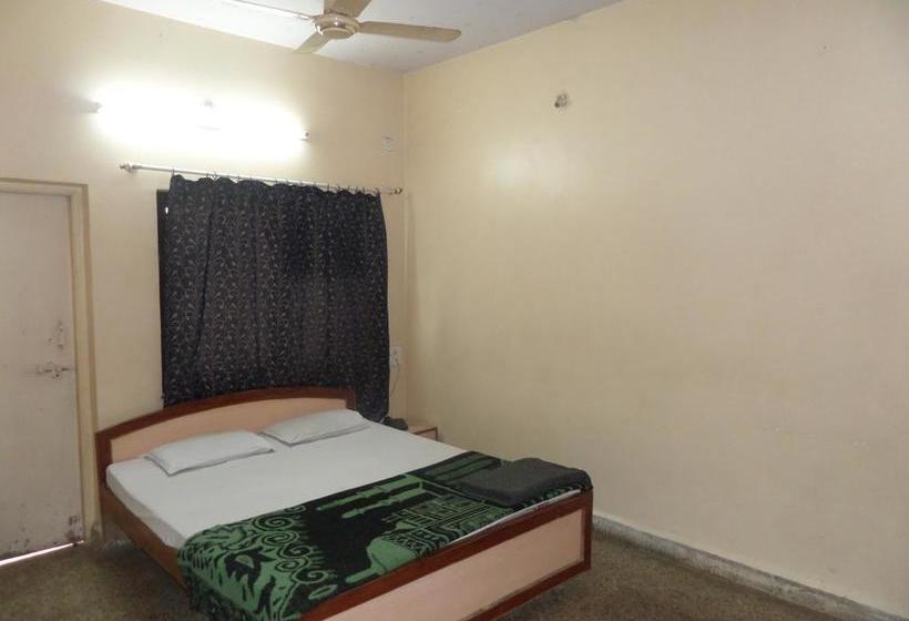 Hotel Pooja Palace 9