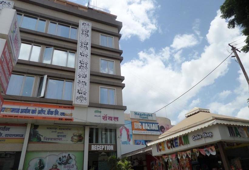 Hotel Shades Of Royal