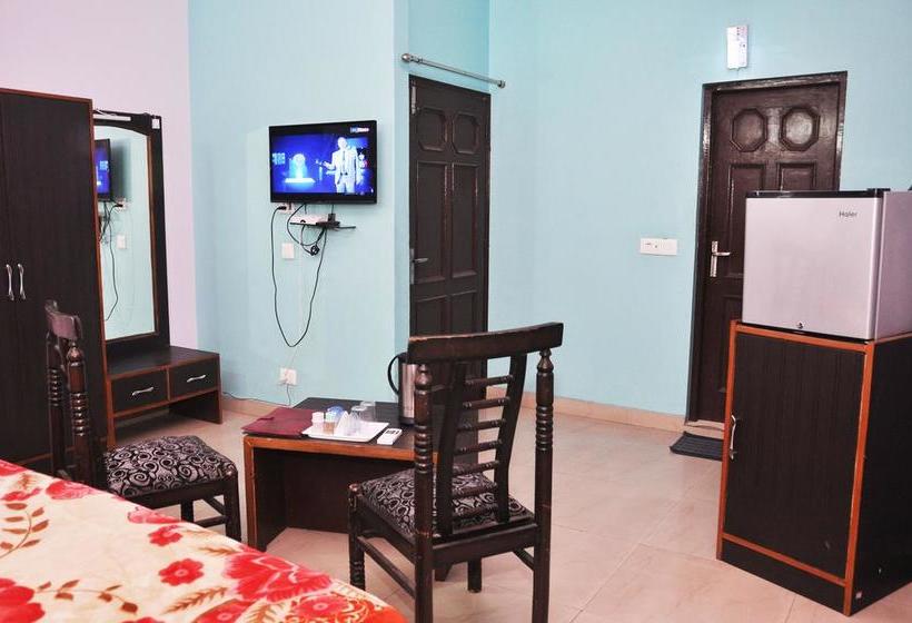 Aaa Hotel & Restaurant 12